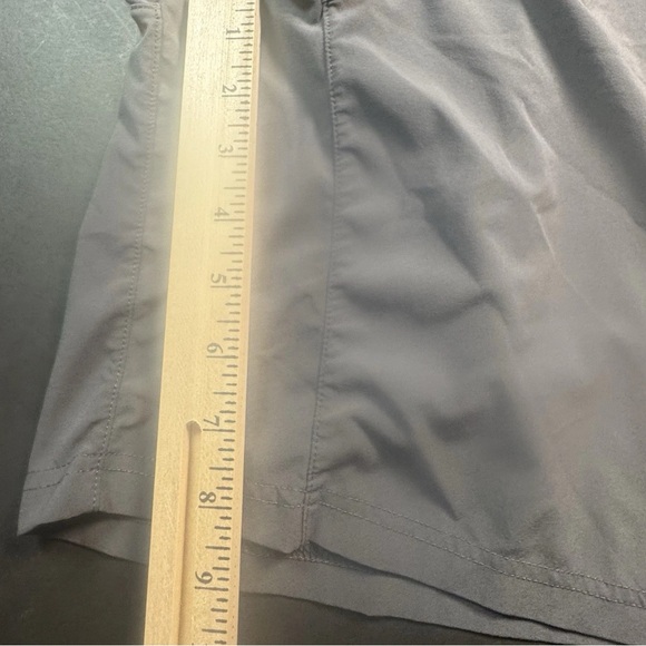 Asics Running Training Shorts Mens Large Gray Drawstring Activewear - Picture 4 of 5